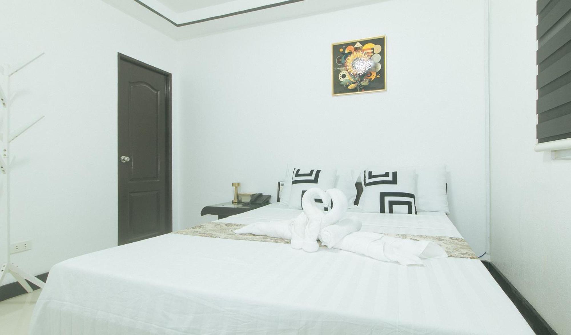 Lavita By Reddoorz Angeles Exterior foto