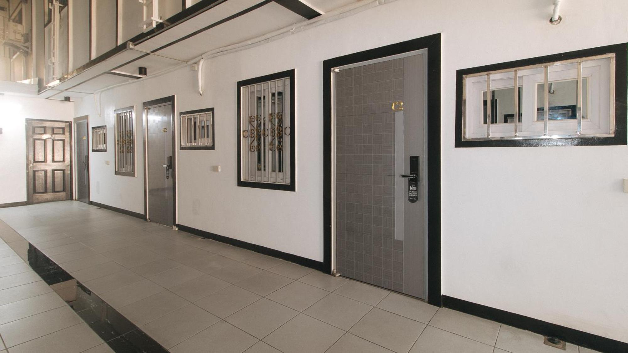 Lavita By Reddoorz Angeles Exterior foto